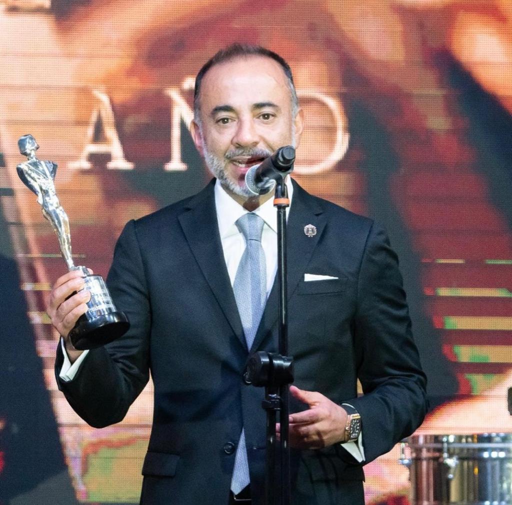 Ing. Fernando Flores Fernández